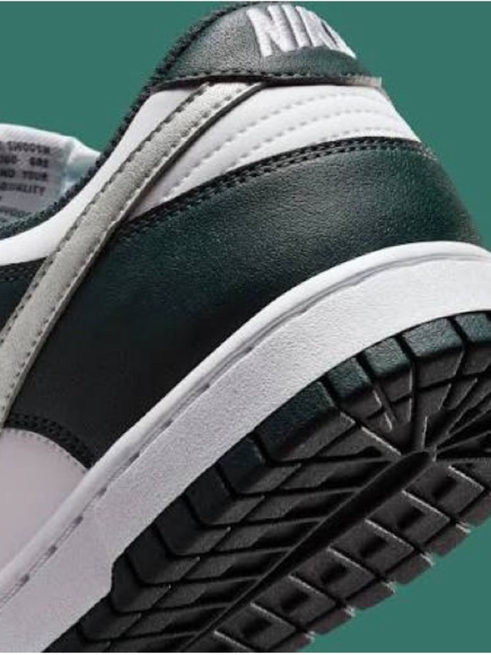 Nike Men’s Low-Top Sneaker in Black and White